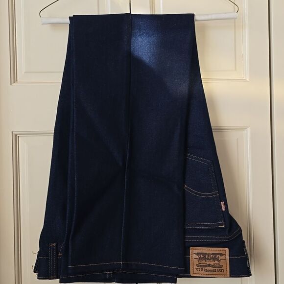 LEVI Action JEANS, W36 L31, Brand NEW! - Picture 1 of 5